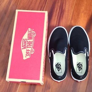 Vans, Classic Slip-On, Youth Size 6.5 US Mens.  Brand New, Never Worn, with Box.